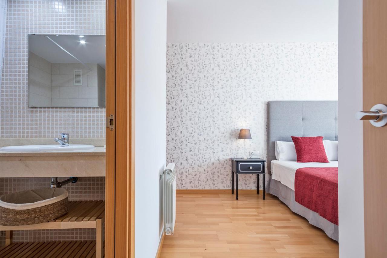 Apartament Alcam Rubí Zewnętrze zdjęcie