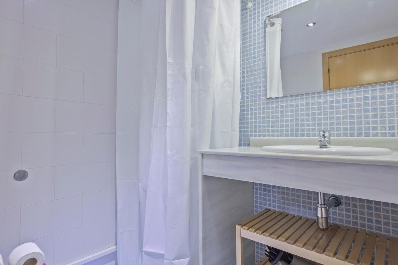 Apartament Alcam Rubí Zewnętrze zdjęcie